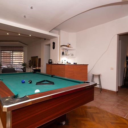 Shared Retro Vintage Luxury Apartment Бухарест Екстер'єр фото