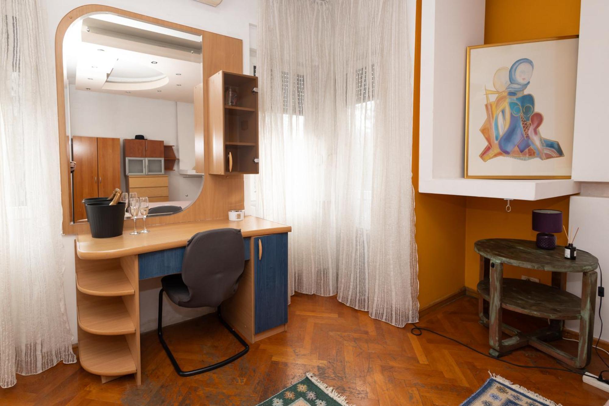 Shared Retro Vintage Luxury Apartment Бухарест Екстер'єр фото