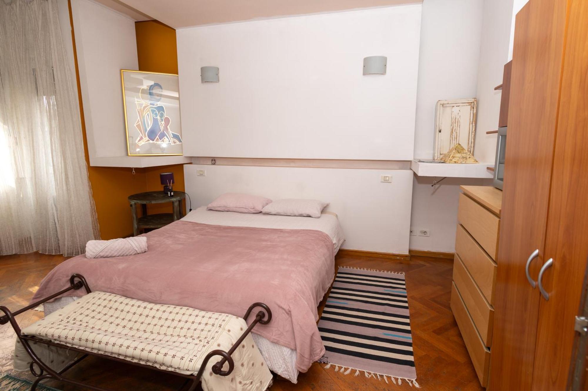 Shared Retro Vintage Luxury Apartment Бухарест Екстер'єр фото