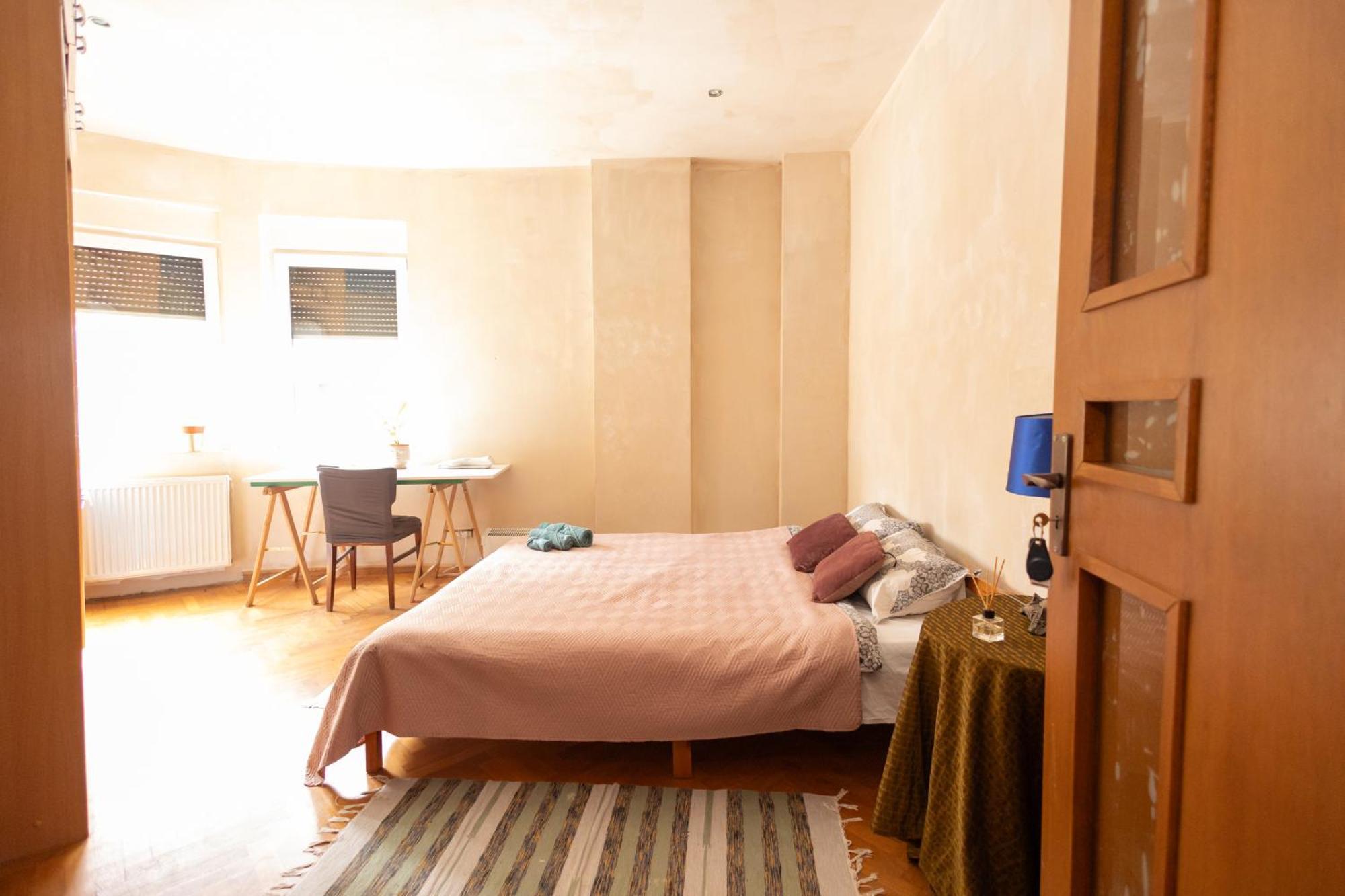 Shared Retro Vintage Luxury Apartment Бухарест Екстер'єр фото